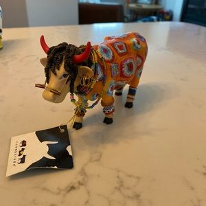 Cow parade: miss hippie